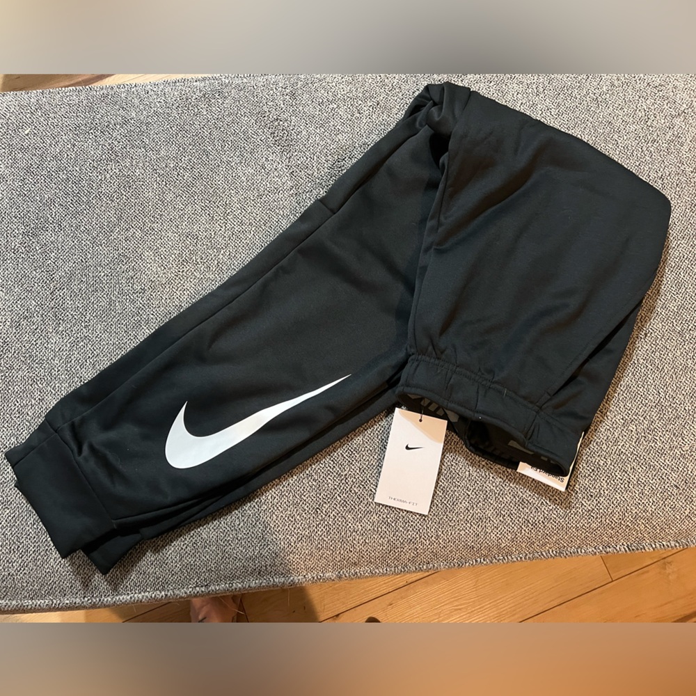NWT Men’s Black Sweatpants